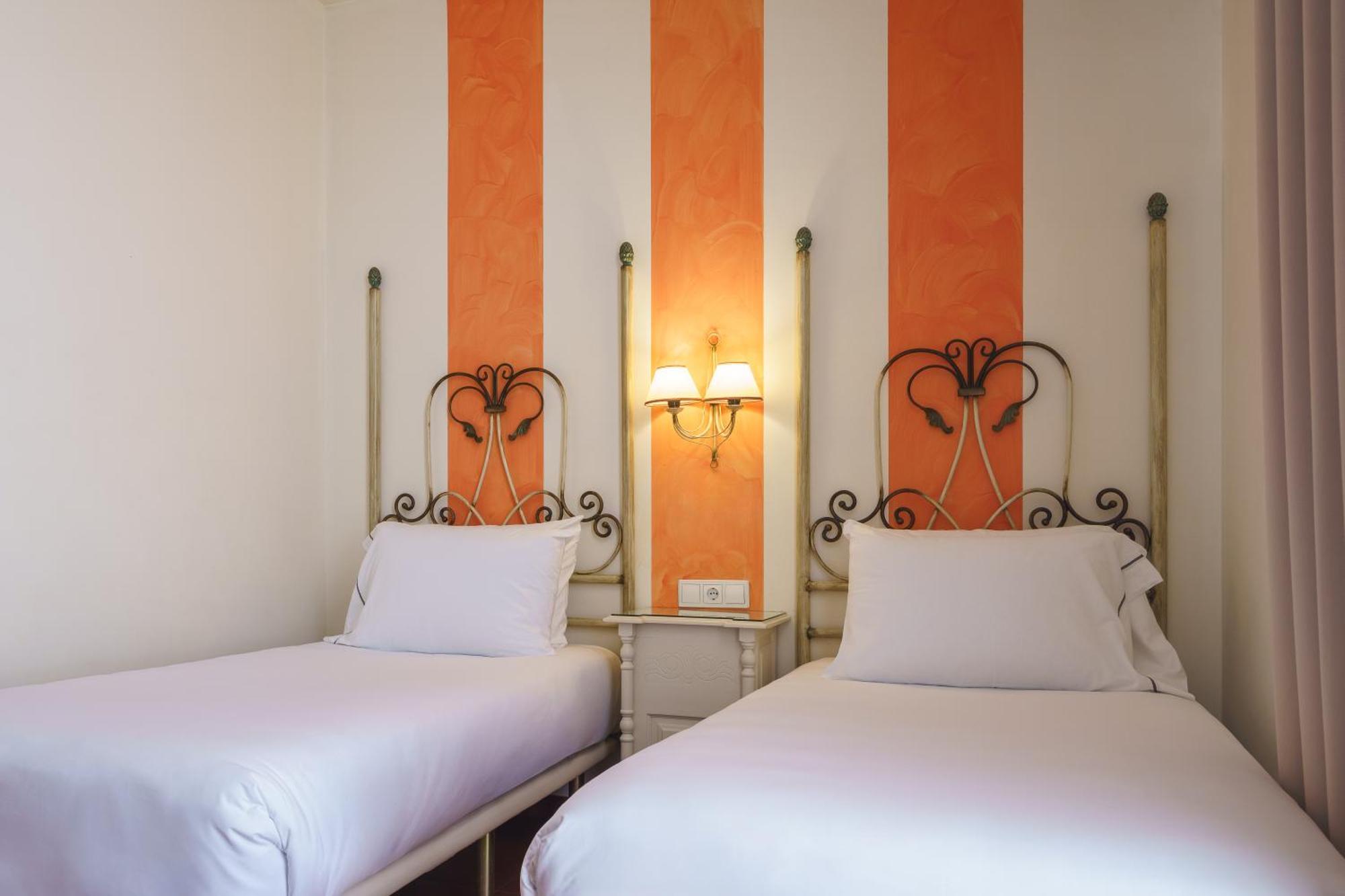 Crisol Chiclana Hotel Chiclana de la Frontera Kültér fotó